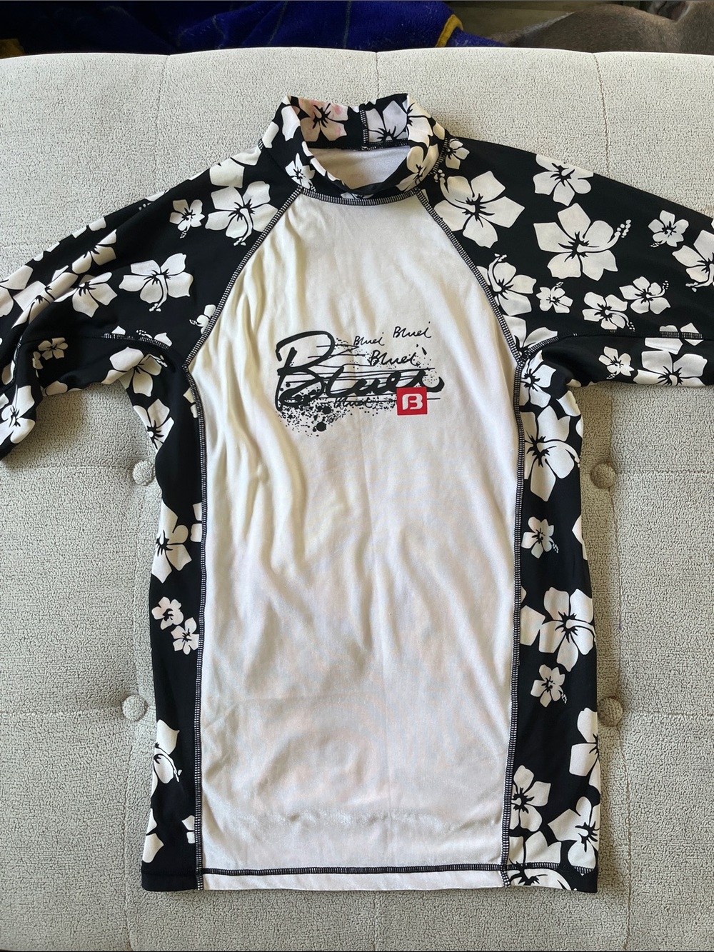 Billabong Black and White Floral Rash Guard Swim Top
